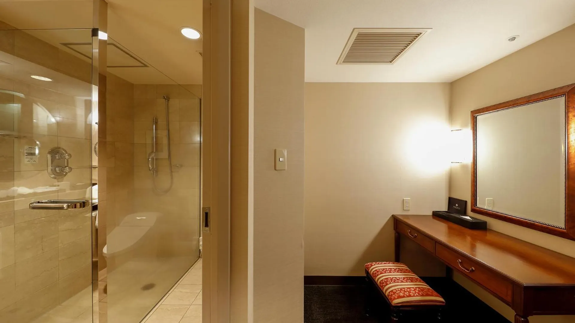 Premier Hotel -Tsubaki- Sapporo 5*,