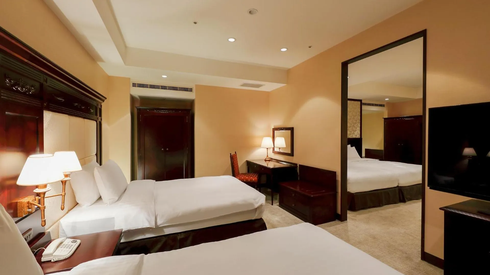 Premier Hotel -Tsubaki- Sapporo 5*,  Japan