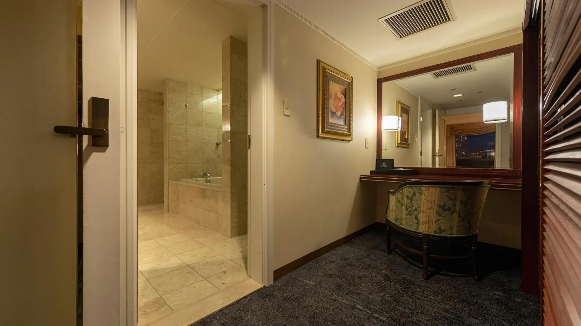 Premier Hotel -Tsubaki- Sapporo 5*,  Japan